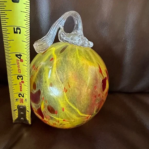 Blown glass ornament ready to hang NWOT - Picture 4 of 6